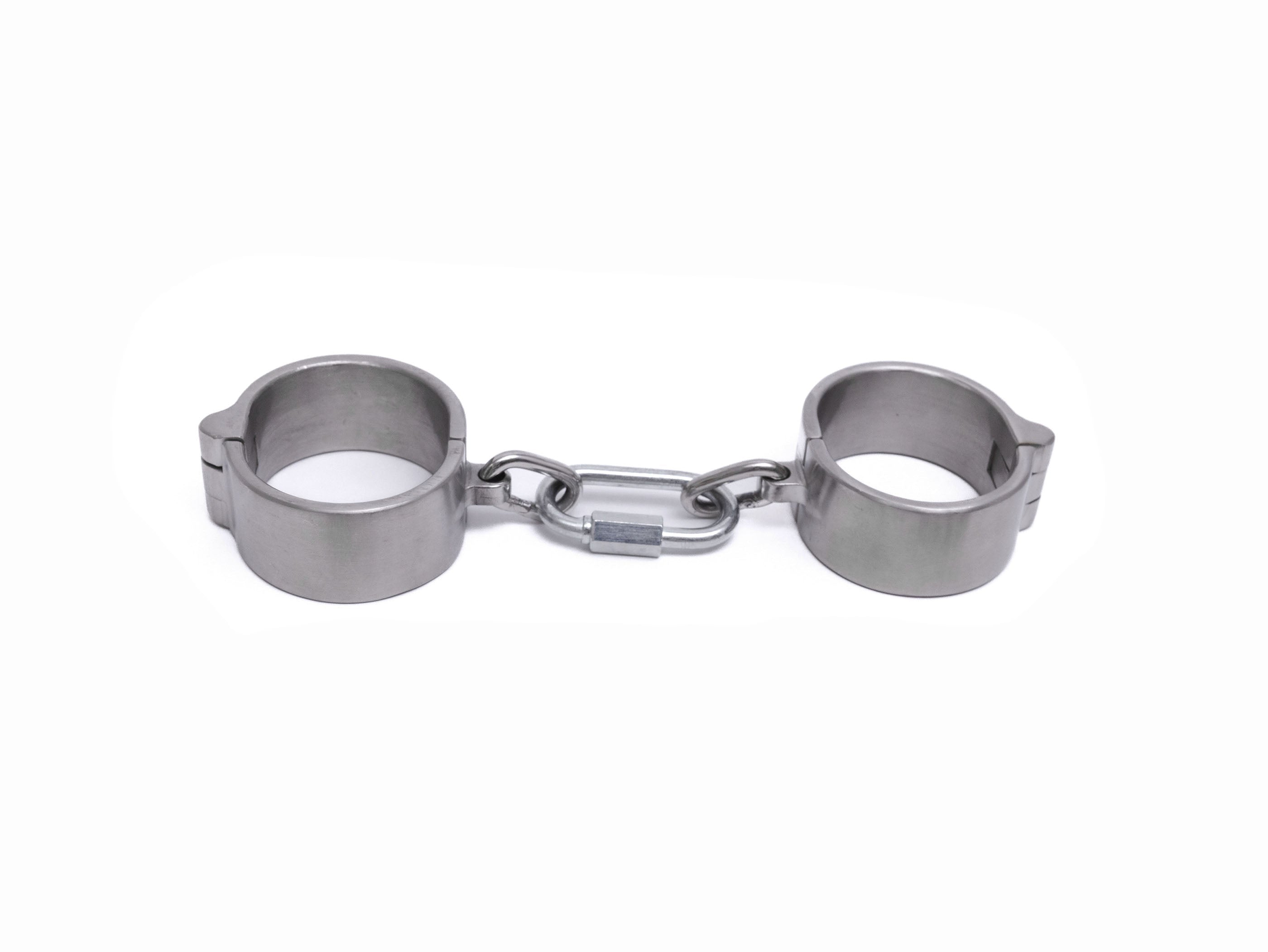 Stainless steel shackles with screw lock